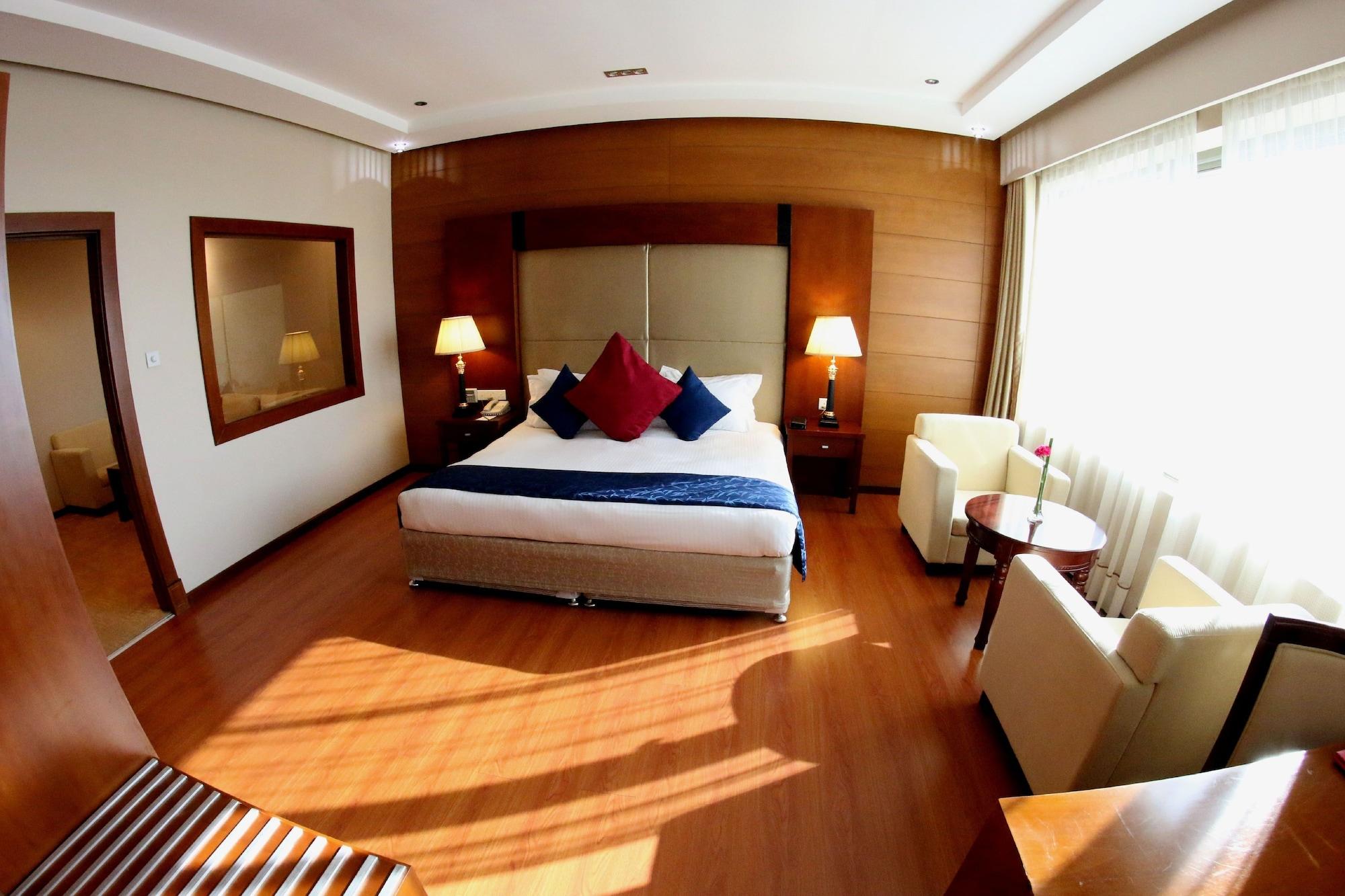 Diva Hotel Manama Exterior photo